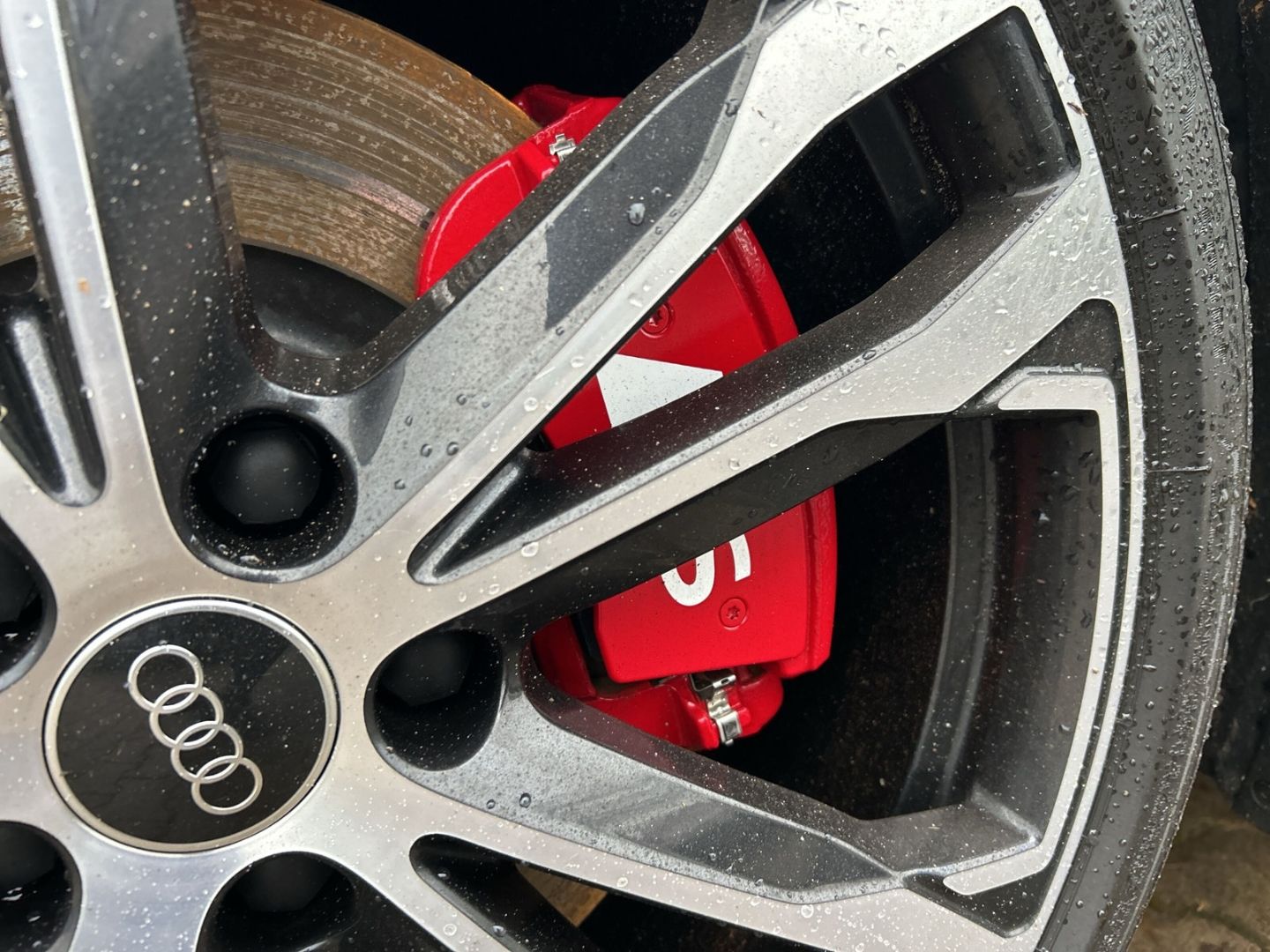Fahrzeugabbildung Audi S5 AVANT TFSI  HEADUP,LED,MEMORY,CARPLAY,NAVI