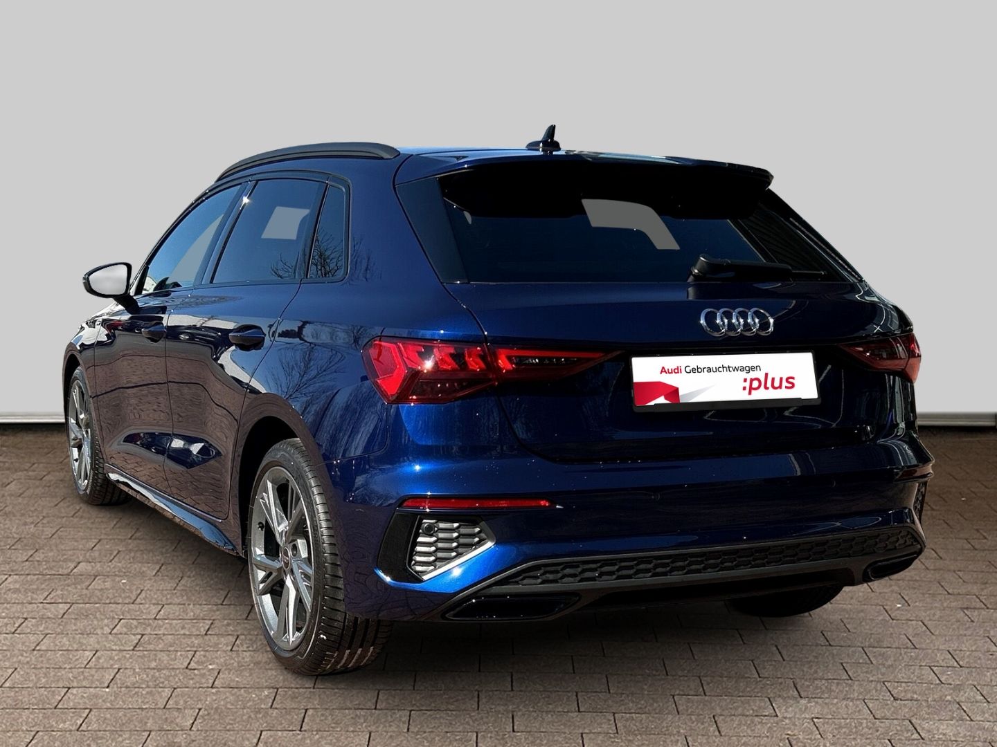 Fahrzeugabbildung Audi A3 SPORTBACK 30 TDI S LINE LED,ACC,AHK,VIRTUAL