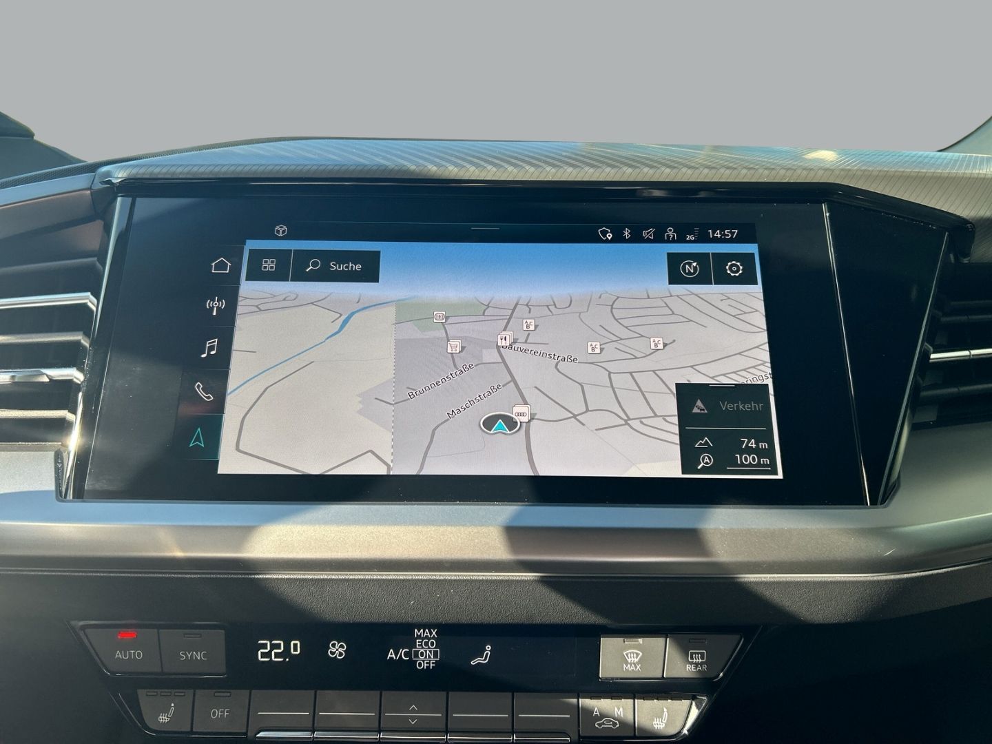 Fahrzeugabbildung Audi Q4 basis 40 MMI NAVI LED Sportpaket El. Panodach