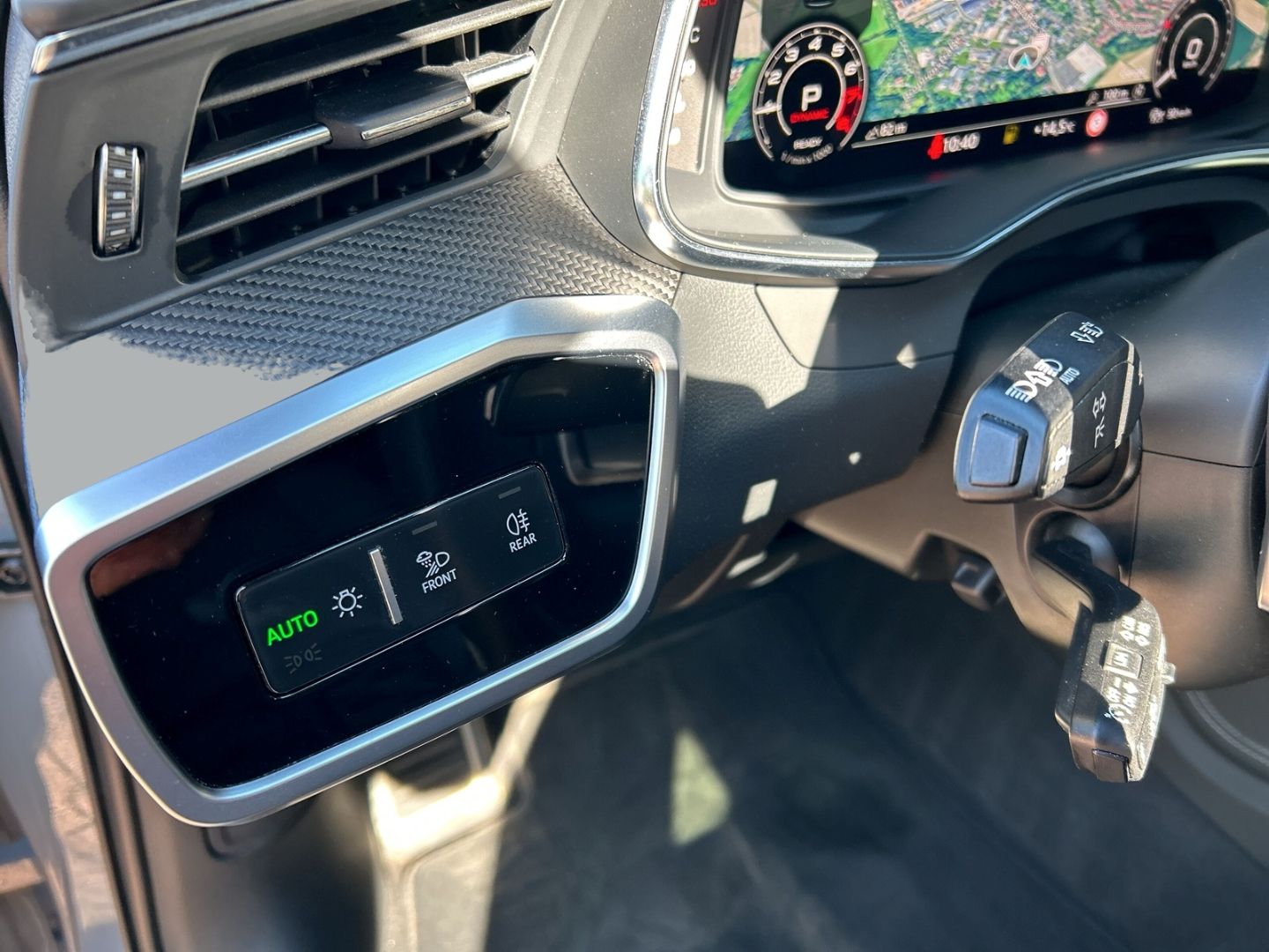 Fahrzeugabbildung Audi RS6 LASER LED,HUD,PANO,STHZ,DYNAMIKPAKET,KERAMIK