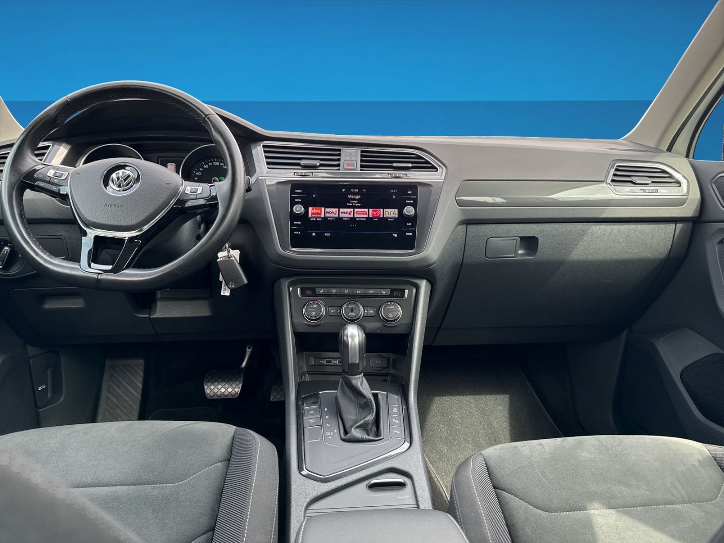 Fahrzeugabbildung Volkswagen Tiguan 1.5 TSI Highline Rear View Climatronic