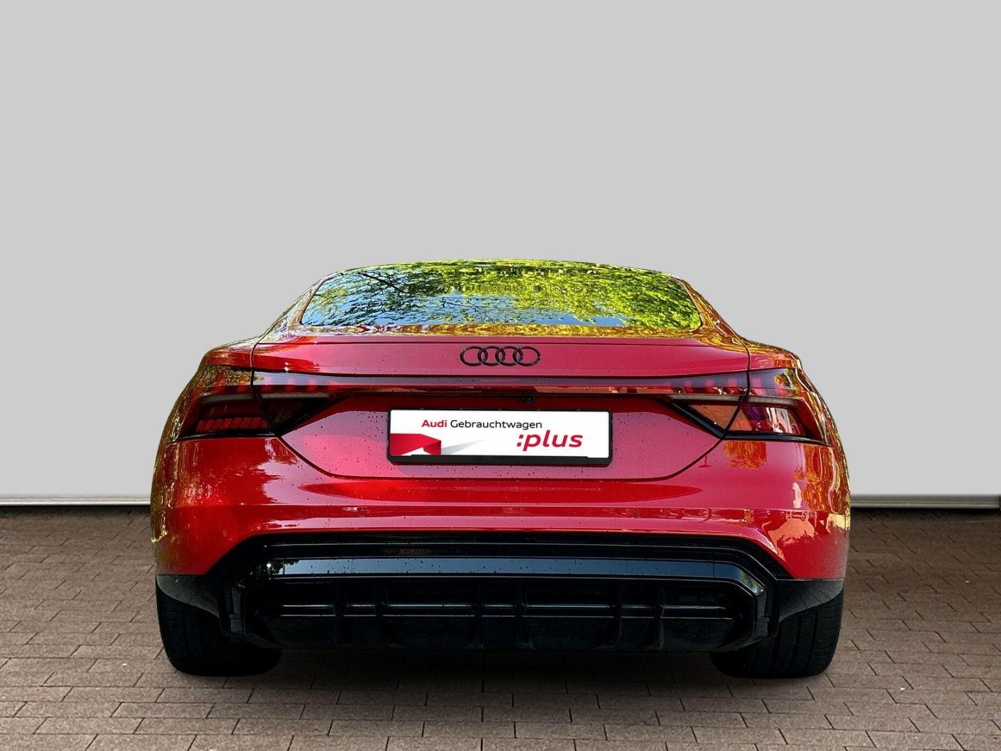 Fahrzeugabbildung Audi e-tron GT LASER+LUFT+HUD+PANO+KAMERA+B&O+DYNAMIK