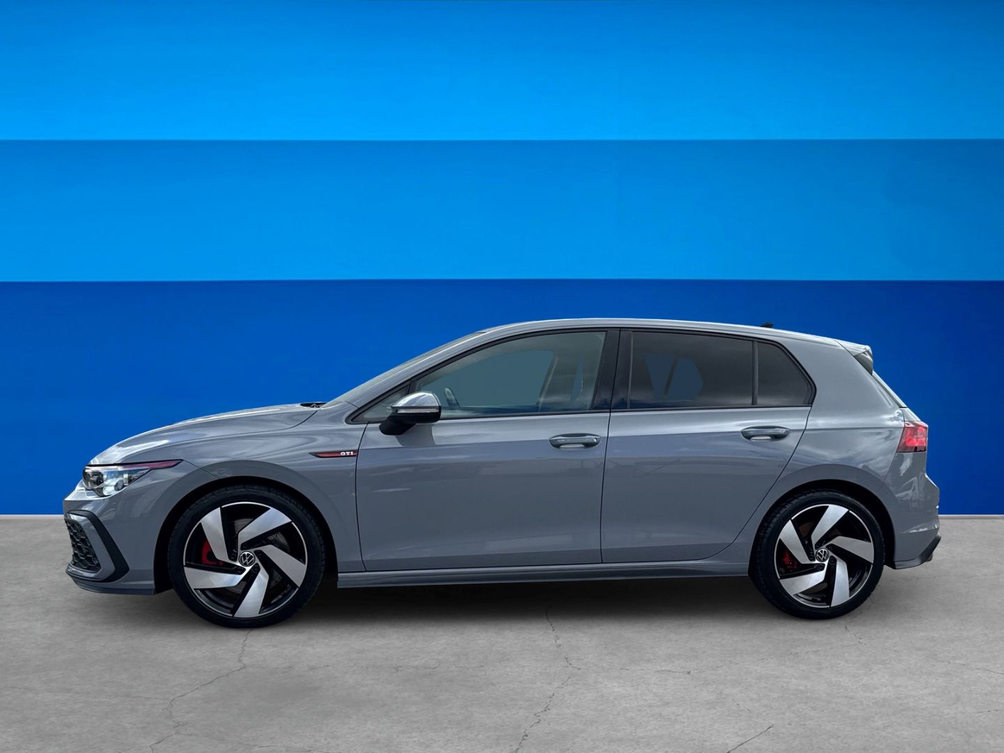 Fahrzeugabbildung Volkswagen Golf 8 GTI  2.0 TSI DSG Rear View LED-Matrix