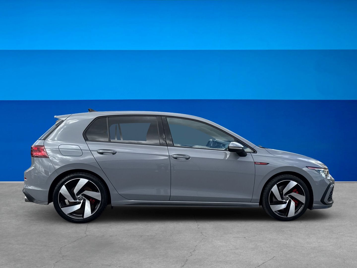 Fahrzeugabbildung Volkswagen Golf 8 GTI  2.0 TSI DSG Rear View LED-Matrix