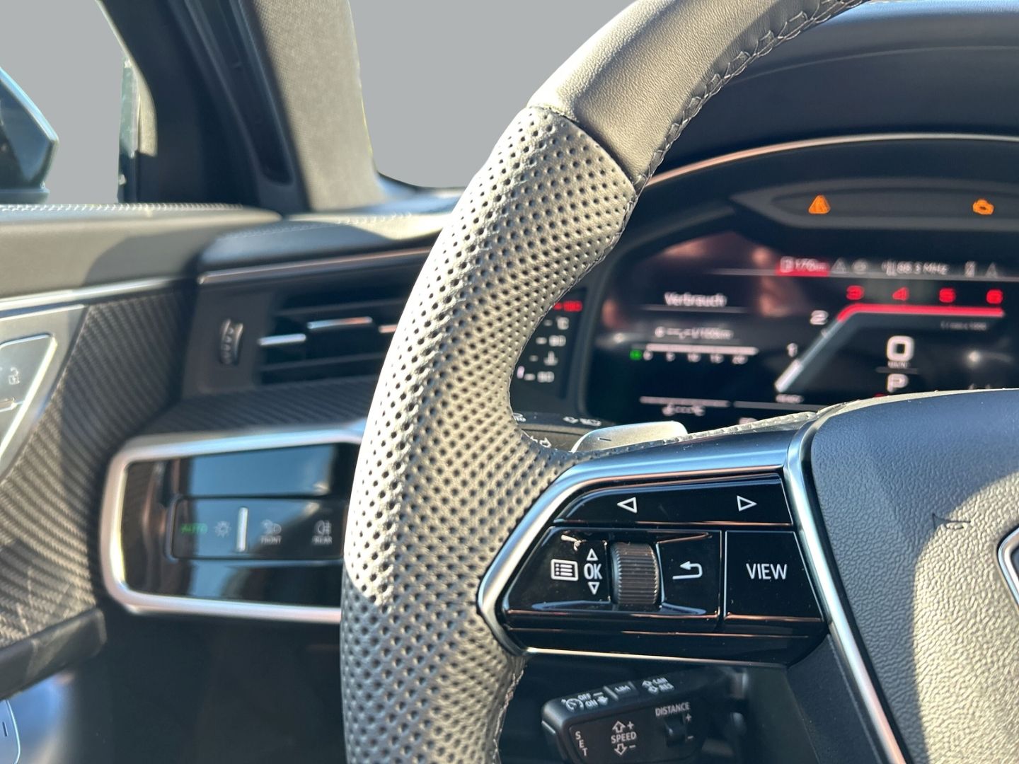 Fahrzeugabbildung Audi S6 AVANT MATRIX,HEADUP,PANO,AHK,VIRTUEL,STANDHZ