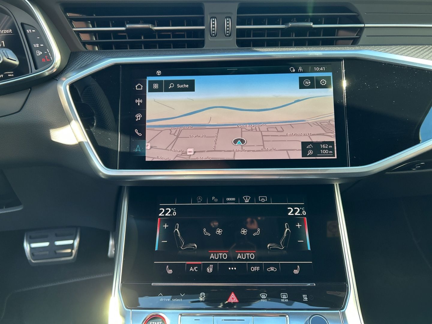 Fahrzeugabbildung Audi S6 AVANT MATRIX,HEADUP,PANO,AHK,VIRTUEL,STANDHZ