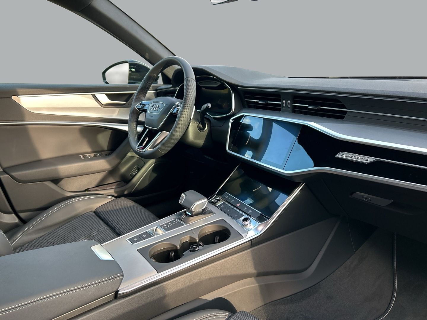Fahrzeugabbildung Audi A6 AVANT 40TDI QUATTRO LED,AHK,VIRTUAL,360KAMERA