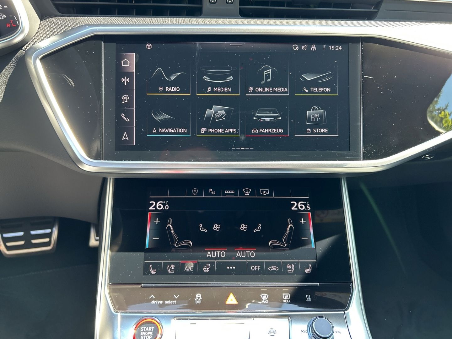 Fahrzeugabbildung Audi RS6 PERFORMANCE LED+PANO+SPORTABGAS+KERAMIK+HUD