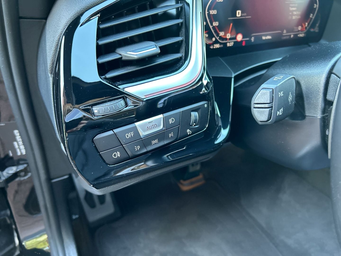 Fahrzeugabbildung BMW Z4 ROADSTER  HUD+HARMANN+M-FAHRWERK+LED+KAMERA