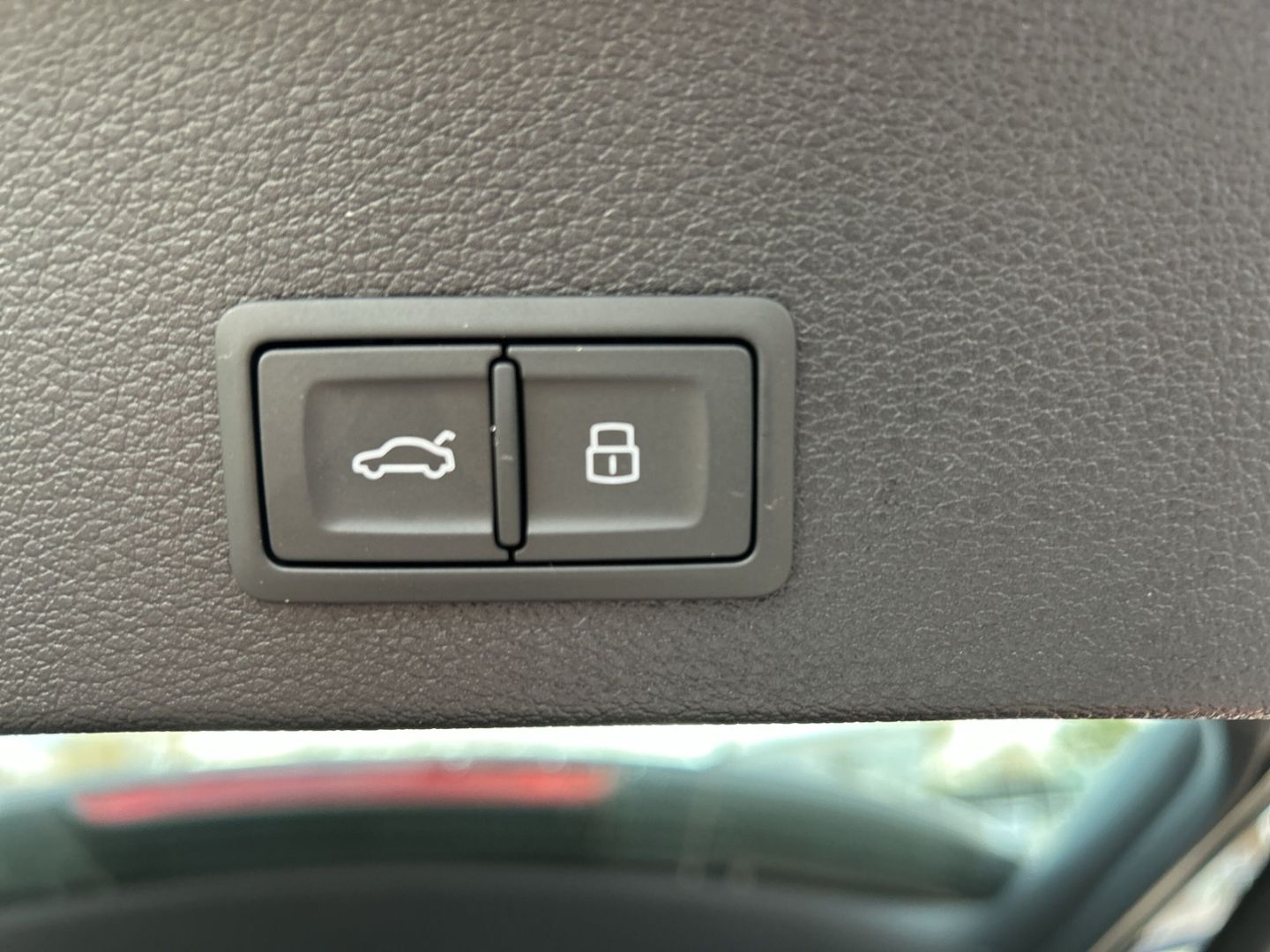 Fahrzeugabbildung Audi Q2 ADVANCED 35TFSI LED,AHK,VIRTUAL,PDC,KAMERA