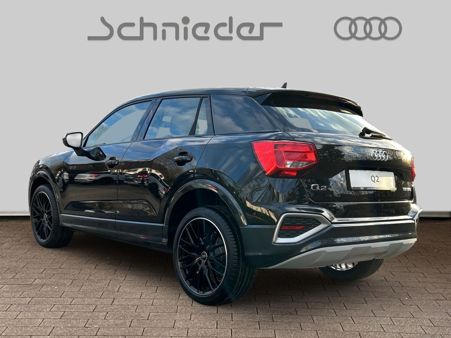 Fahrzeugabbildung Audi Q2 ADVANCED 35TFSI LED,AHK,VIRTUAL,PDC,KAMERA