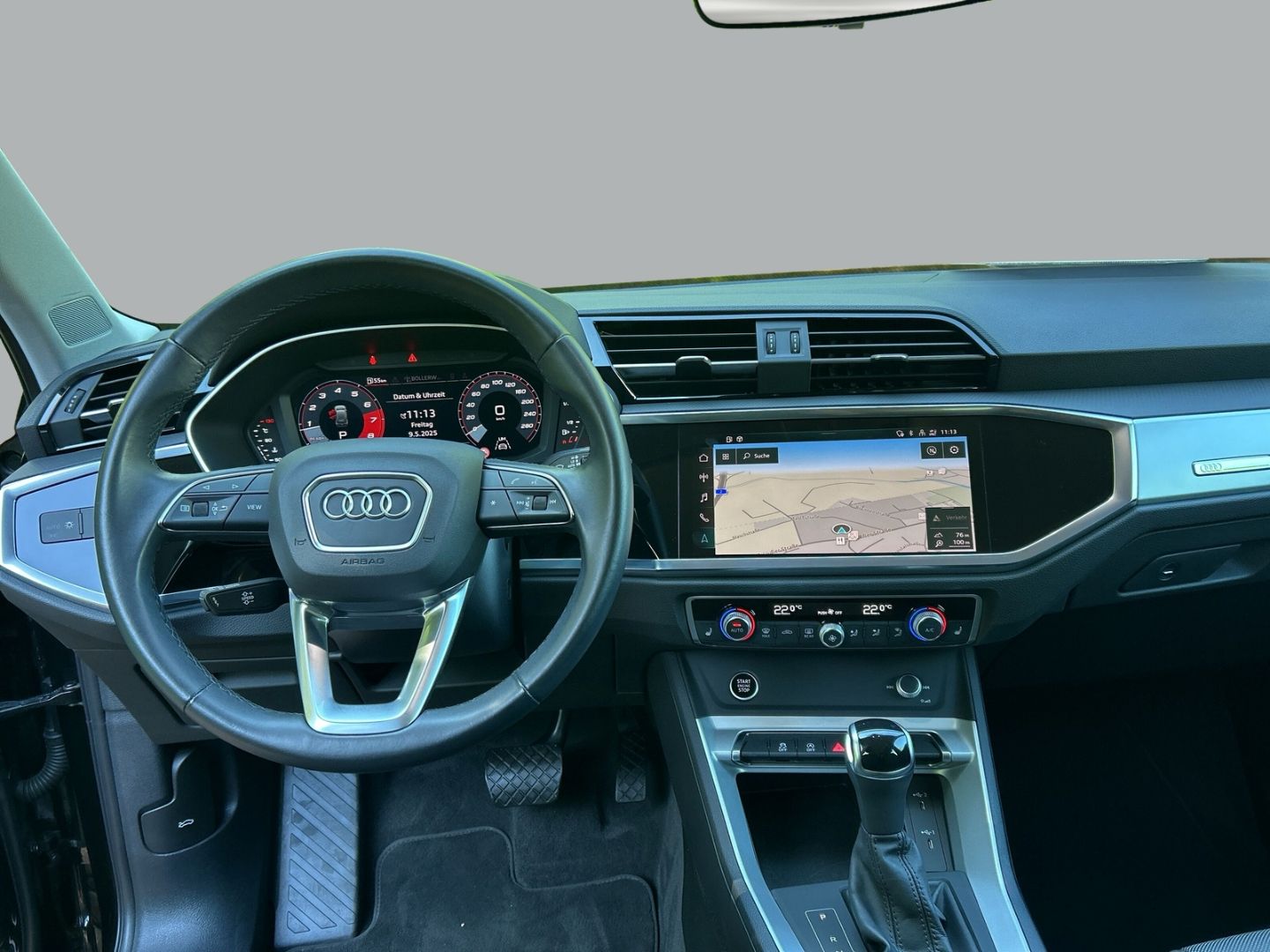 Fahrzeugabbildung Audi Q3 35 1.5 TFSI S tronic LED Kamera Keyless Carpl