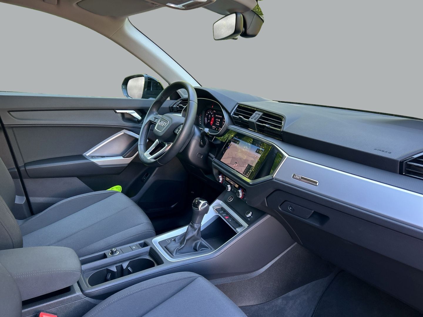 Fahrzeugabbildung Audi Q3 35 1.5 TFSI S tronic LED Kamera Keyless Carpl