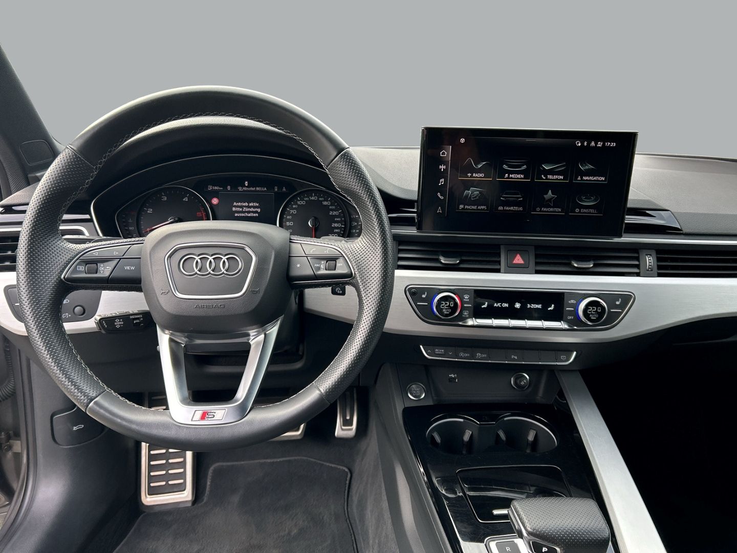 Fahrzeugabbildung Audi A4 40 2.0 TDI Avant S line Navi Leder Soundsyste
