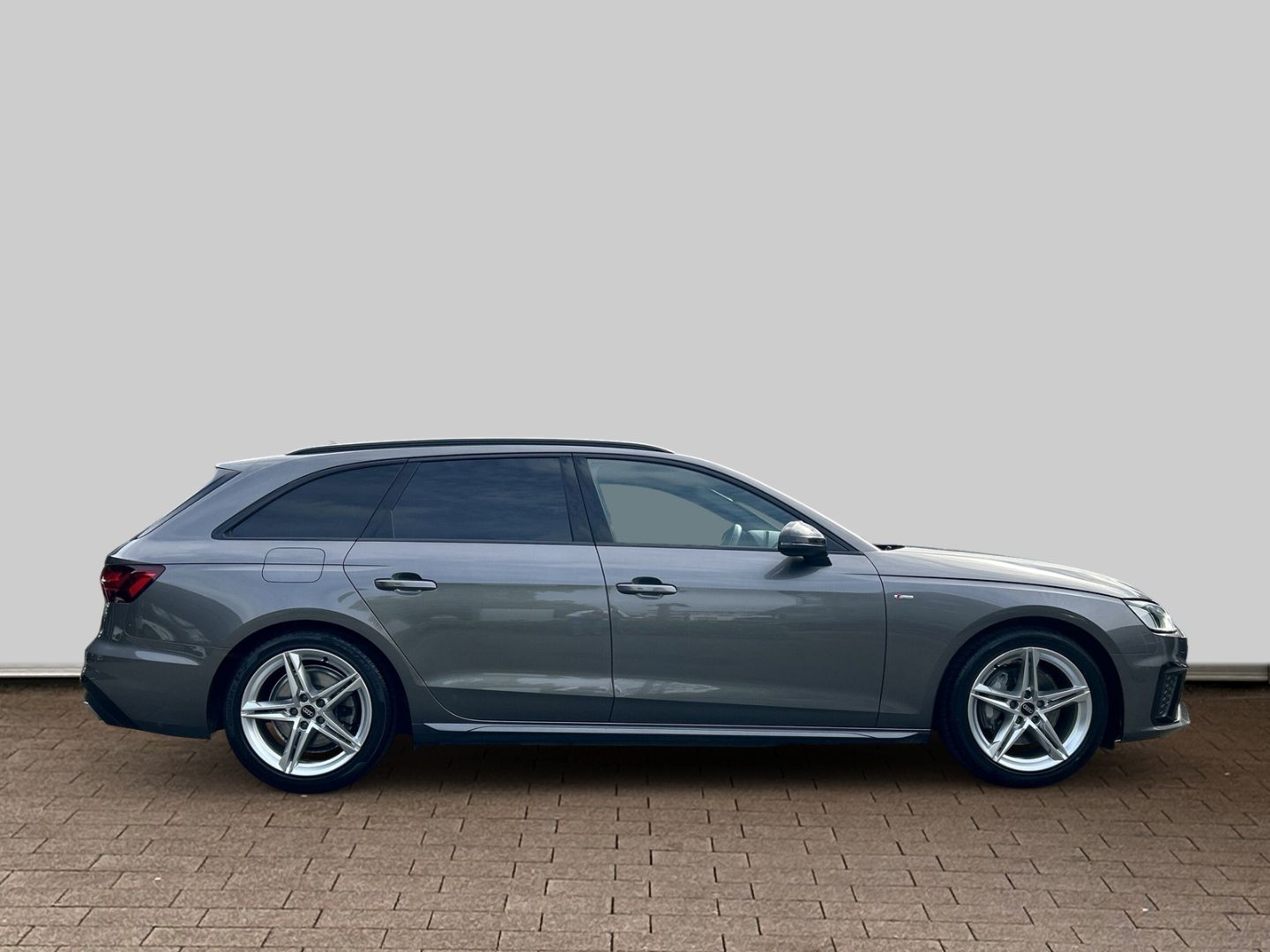 Fahrzeugabbildung Audi A4 40 2.0 TDI Avant S line Navi Leder Soundsyste