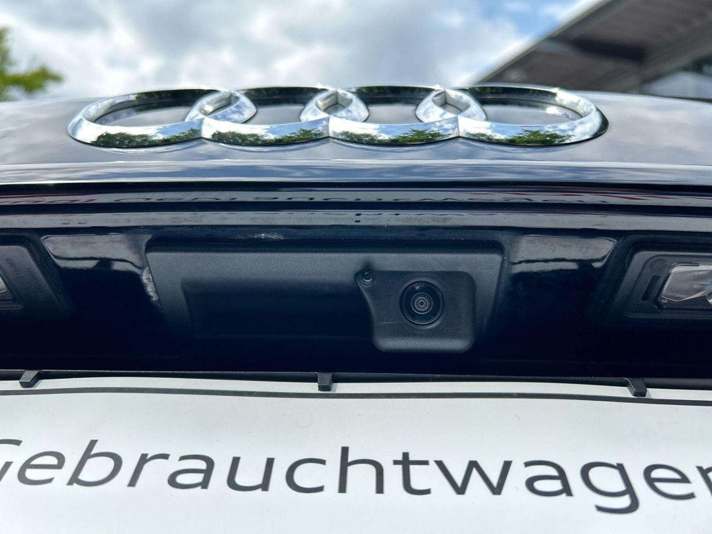 Fahrzeugabbildung Audi A4 40 quattro 2.0 TDI Avant StandHZG AHK Navi Le