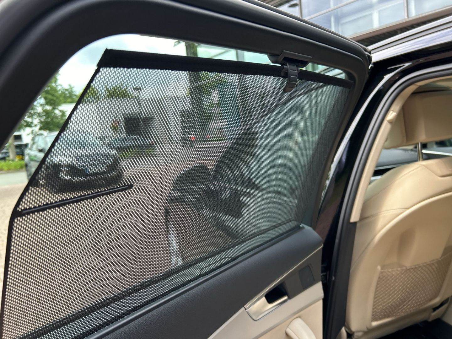 Fahrzeugabbildung Audi A4 40 quattro 2.0 TDI Avant StandHZG AHK Navi Le