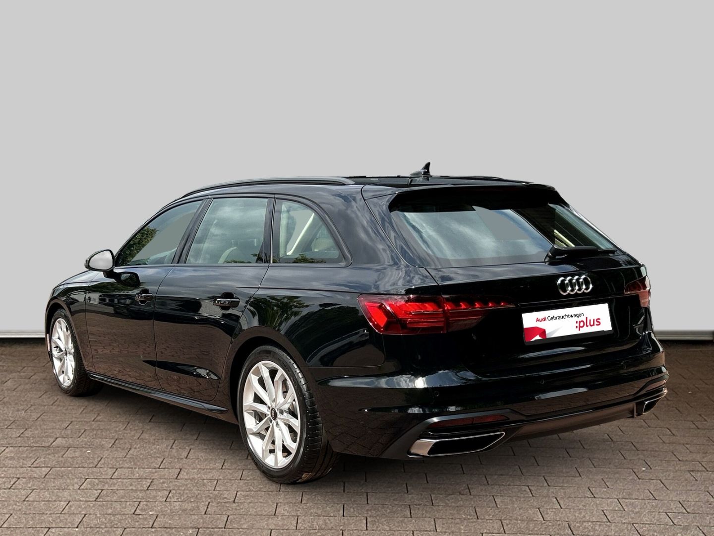 Fahrzeugabbildung Audi A4 40 quattro 2.0 TDI Avant StandHZG AHK Navi Le