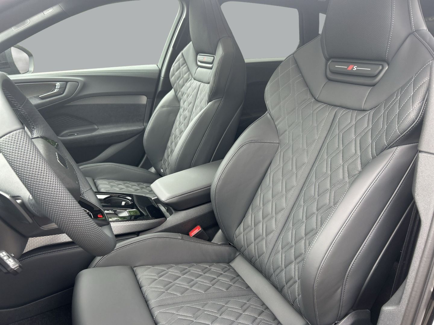 Fahrzeugabbildung Audi A5 Avant TFSI 3.0 quattro e-HYBRID 270 kW LED+HU