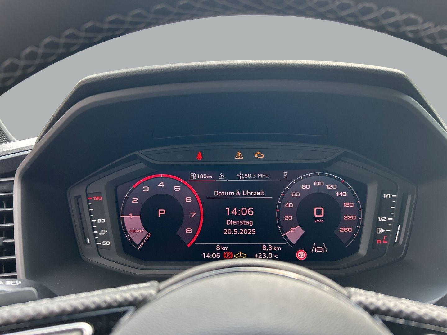 Fahrzeugabbildung Audi A1 SPORTB LED+LEDER+VIRTUAL+CARPLAY+SOUNDSYSTEM