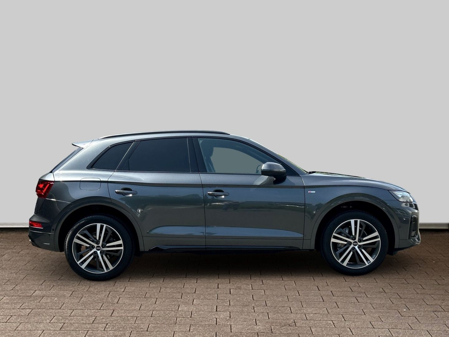 Fahrzeugabbildung Audi Q5 40 TDI LED+AHK+360°KAMERA+LEDER+VIRTUAL