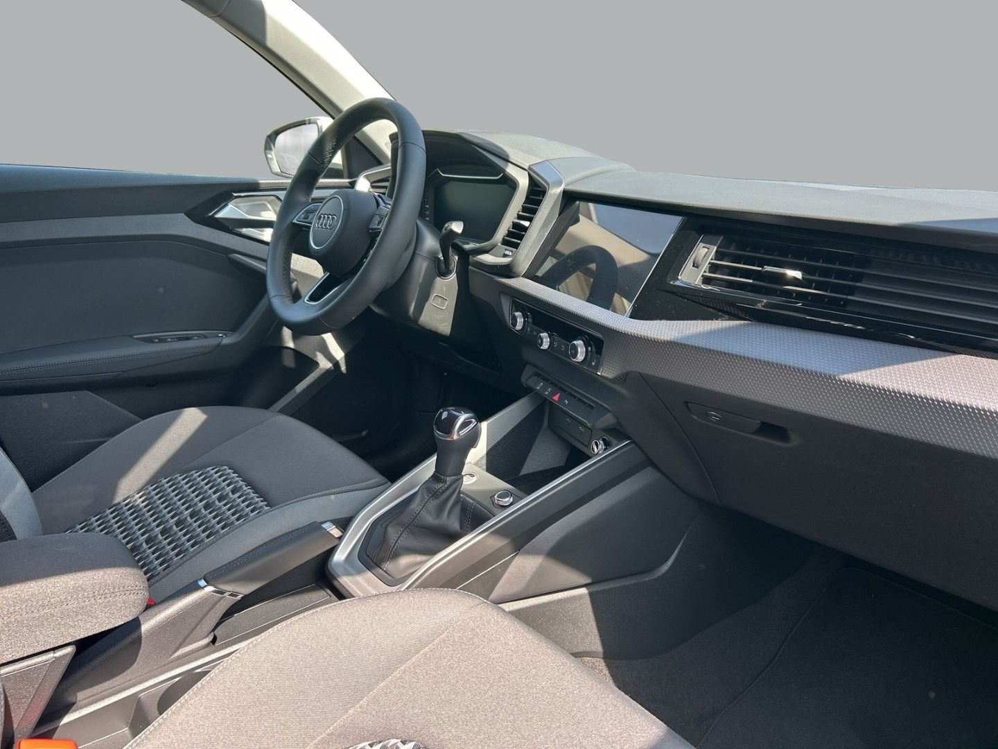 Fahrzeugabbildung Audi A1 ADVANCED 25 TFSI LED,SHZ,KAMERA,CARPLAY