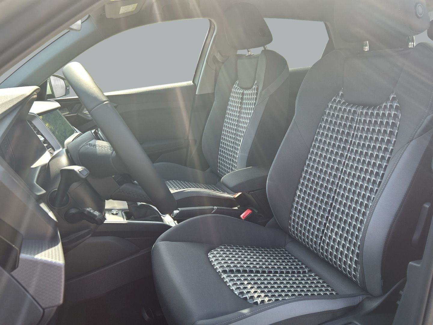 Fahrzeugabbildung Audi A1 ADVANCED 25 TFSI LED,SHZ,KAMERA,CARPLAY