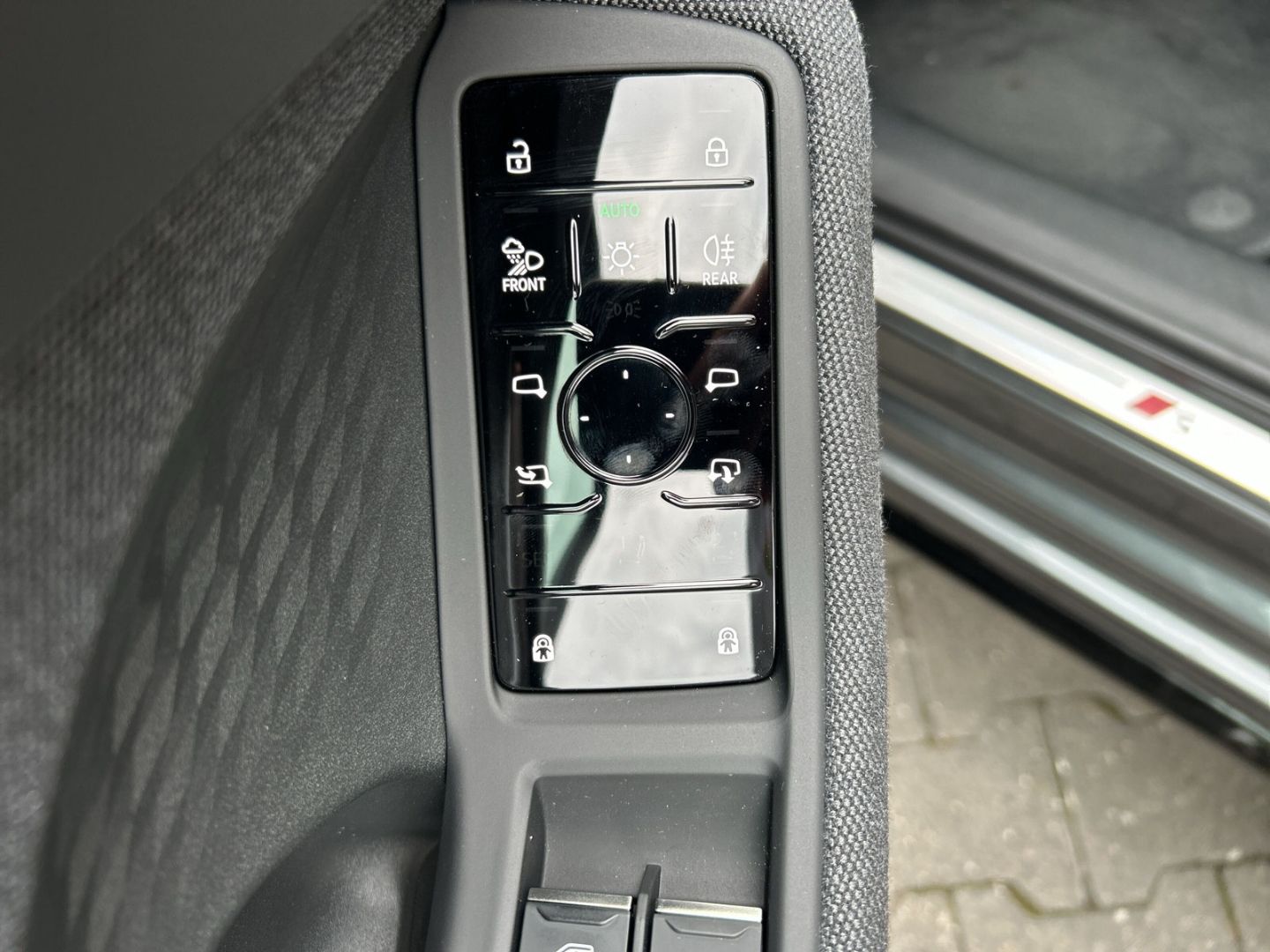 Fahrzeugabbildung Audi A5 E-HYBRID 220 KW LED+TECHPLUS+SLINE+STANDKLIMA