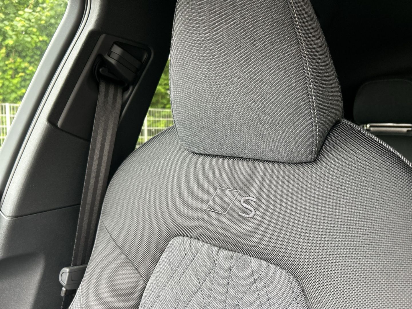 Fahrzeugabbildung Audi A5 E-HYBRID 220 KW LED+TECHPLUS+SLINE+STANDKLIMA
