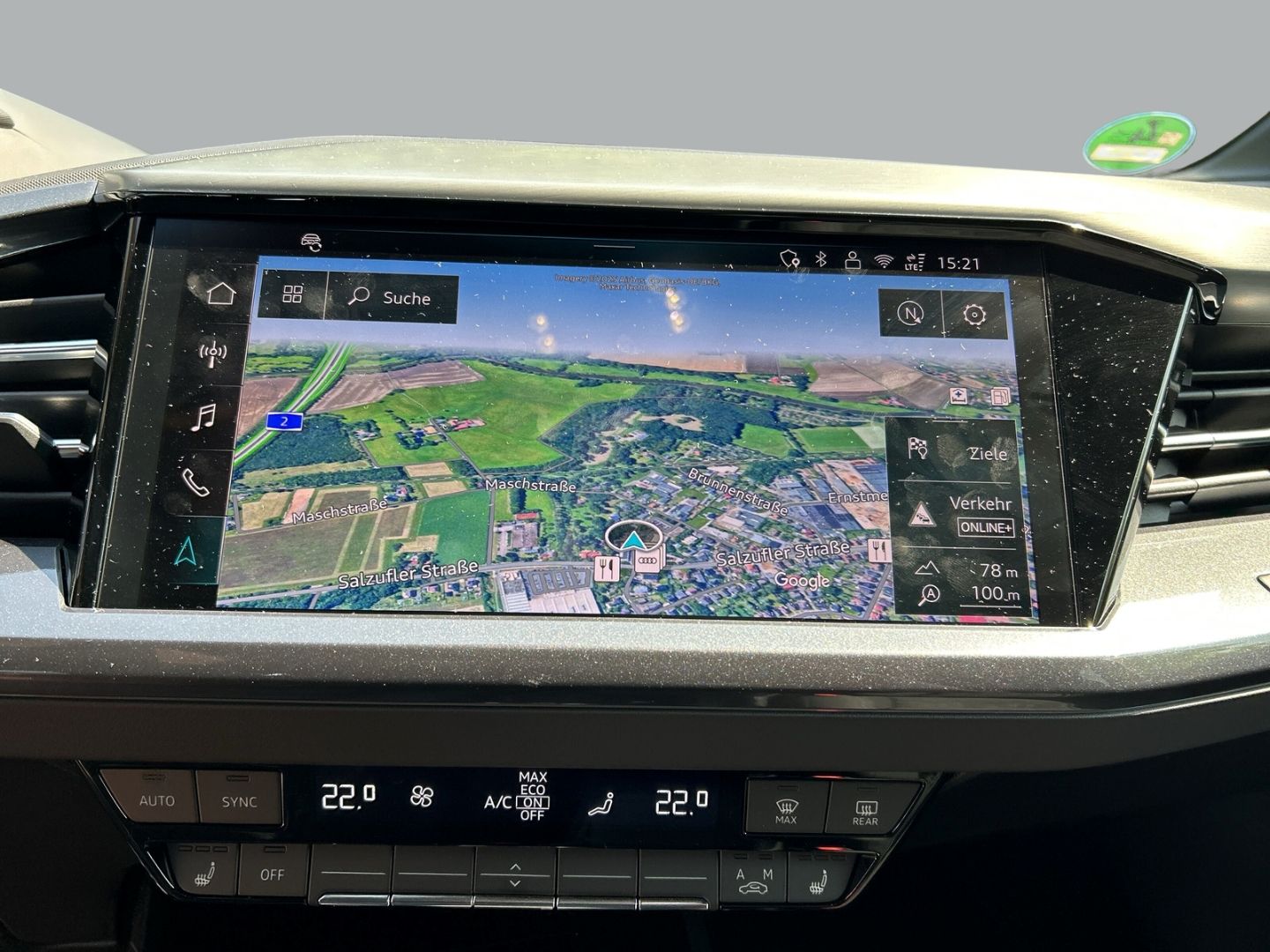 Fahrzeugabbildung Audi Q4 45 quattro SPORTPAKET+HUD+AHK+PANO+NAVI+LED