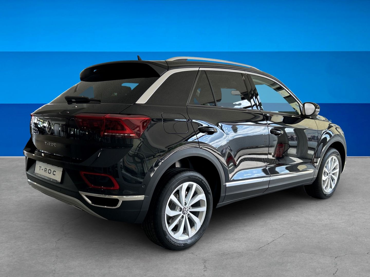 Fahrzeugabbildung Volkswagen T-Roc Style 2.0l TDI DSG IQ.LIGHT AHK REAR VIEW
