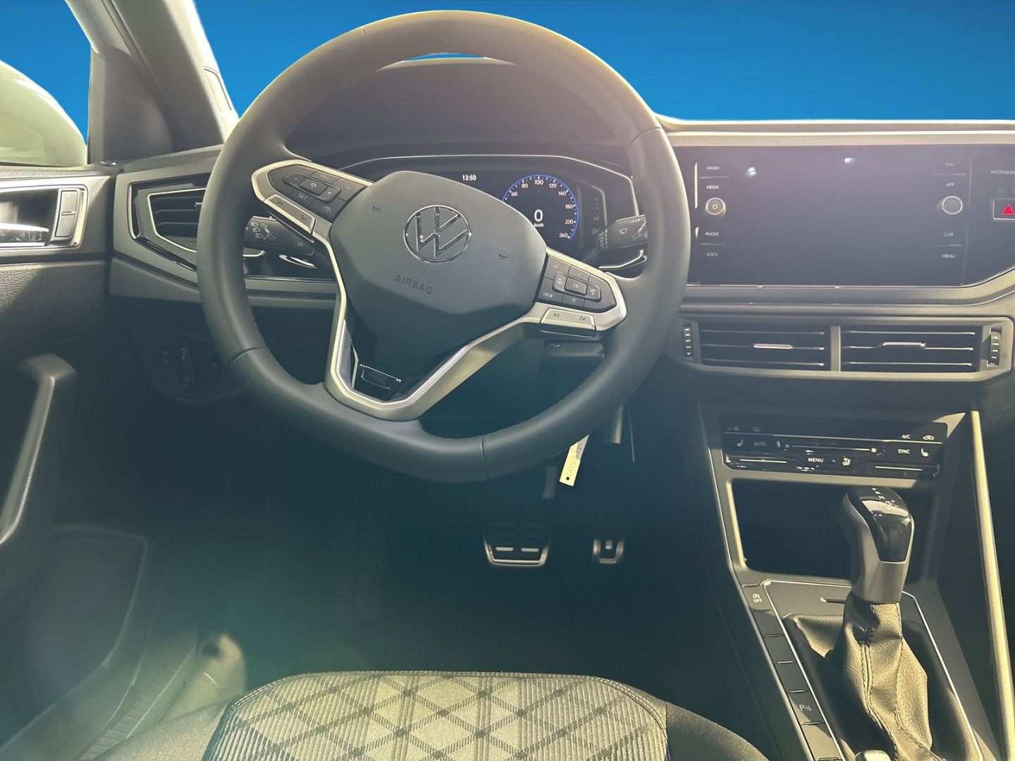 Fahrzeugabbildung Volkswagen Taigo R-Line 1,5l TSI MATRIX IQ.DRIVE REAR VIEW