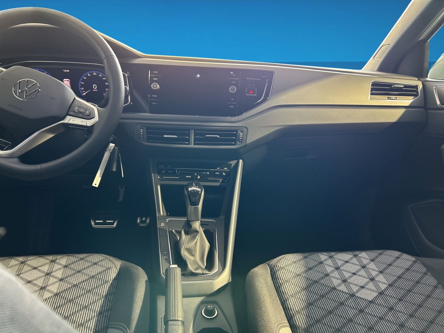 Fahrzeugabbildung Volkswagen Taigo R-Line 1,5l TSI MATRIX IQ.DRIVE REAR VIEW