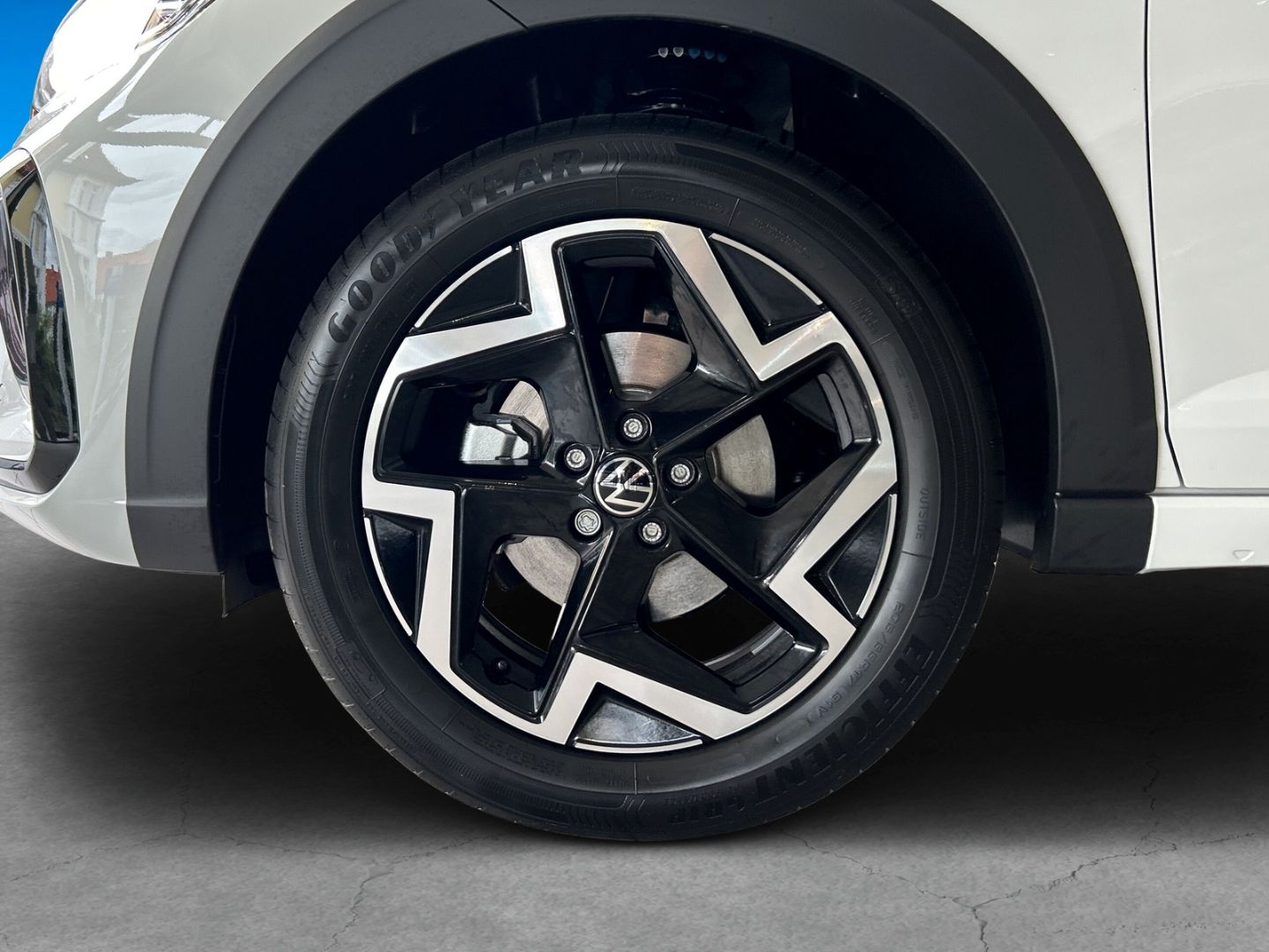 Fahrzeugabbildung Volkswagen Taigo R-Line 1,5l TSI MATRIX IQ.DRIVE REAR VIEW