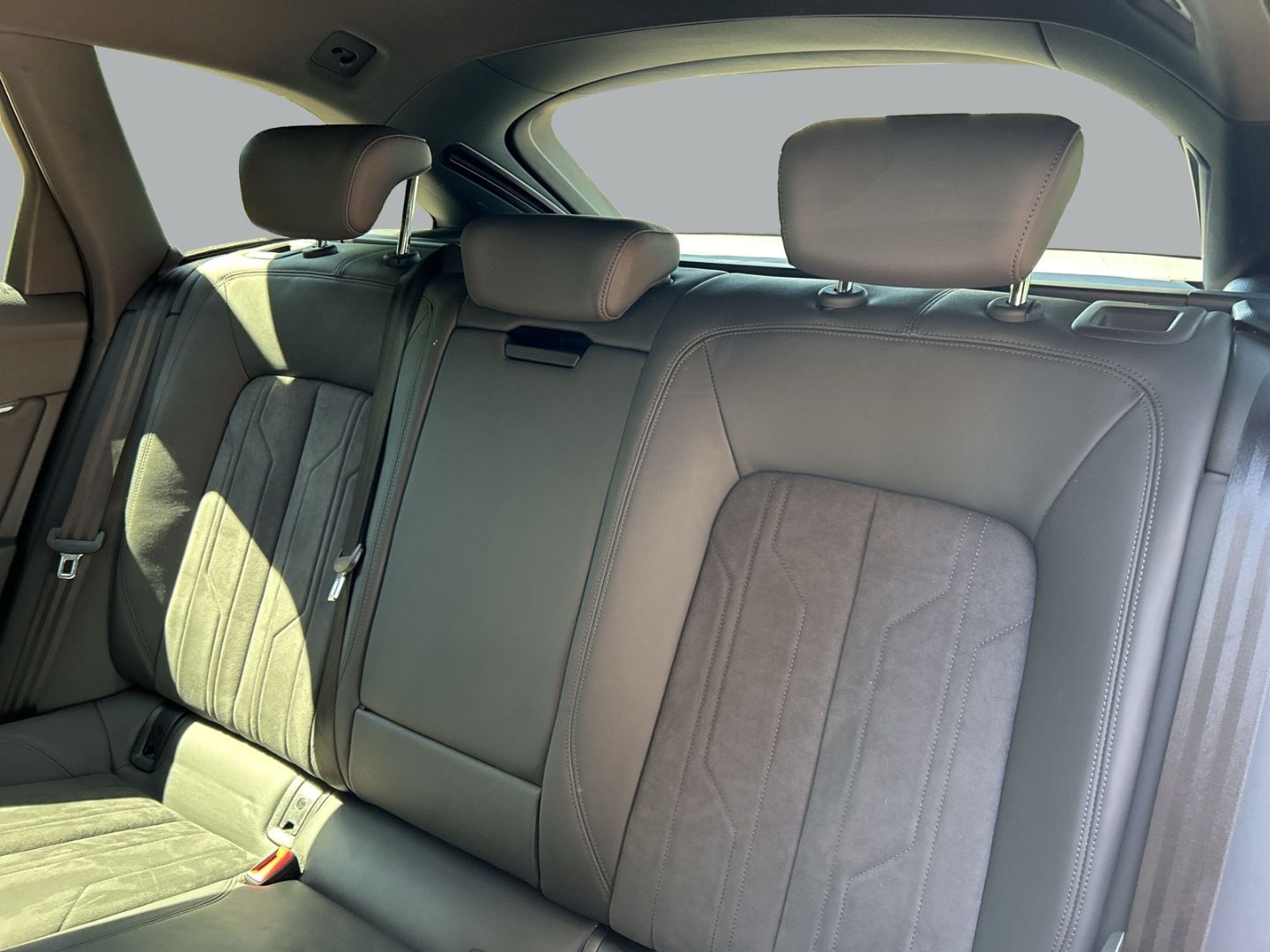 Fahrzeugabbildung Audi A6 Avant 40 TDI quattro S tronic SPORT+MATRIX+LE