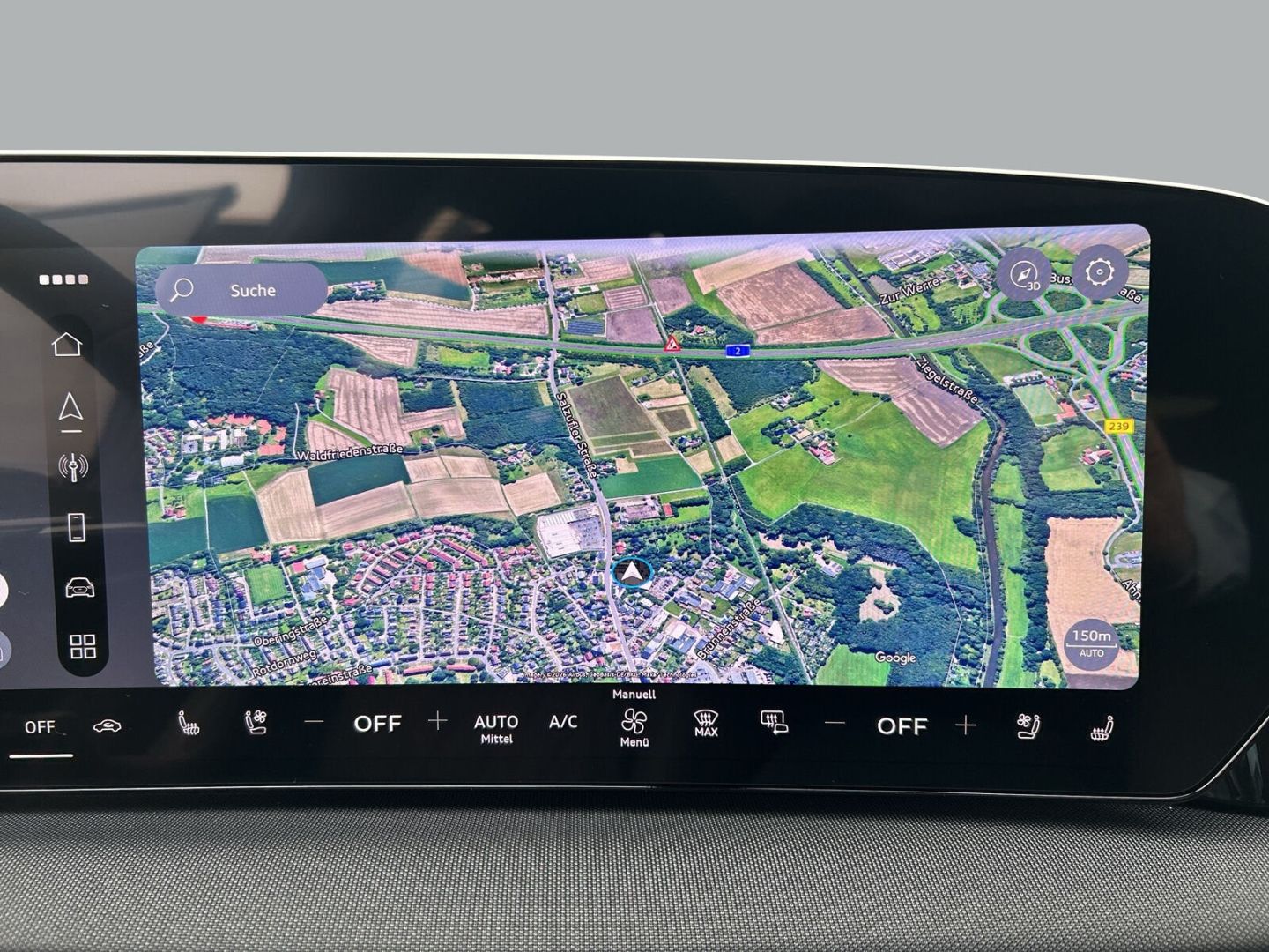 Fahrzeug 18 Fahrzeugabbildung Audi Q7 SUV TDI 220KW+HUD+LUFT+STHZ+AHK-EL+PANO+B&O - mit KI generiert/bearbeitet