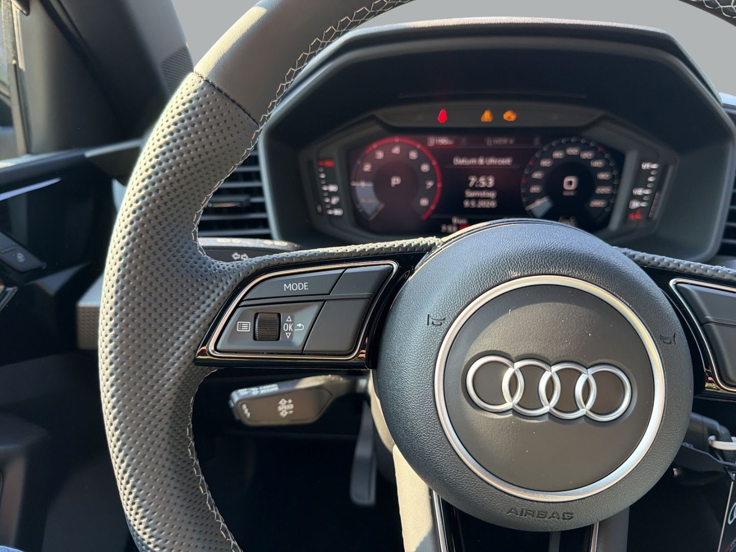 Fahrzeugabbildung Audi A1 SPORTBACK 30TFSi S-TRONIC+SLINE+VIRTUAL+PDC - mit KI generiert/bearbeitet