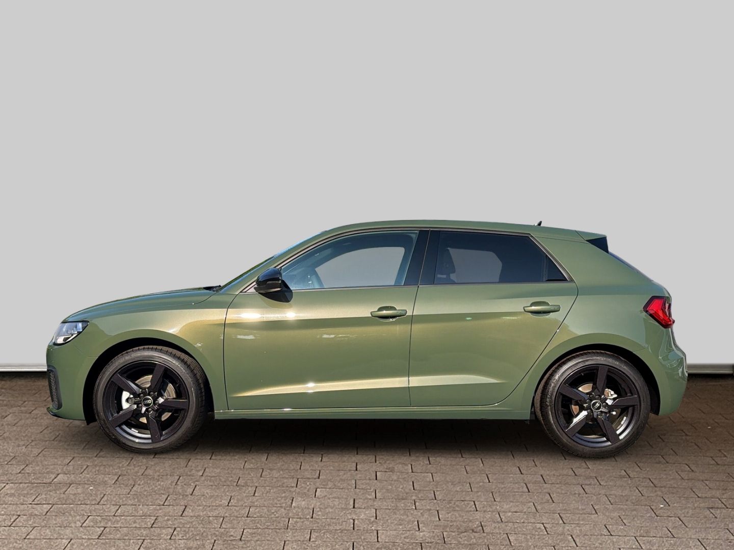 Fahrzeugabbildung Audi A1 SPORTBACK 30TFSi S-TRONIC+SLINE+VIRTUAL+PDC - mit KI generiert/bearbeitet