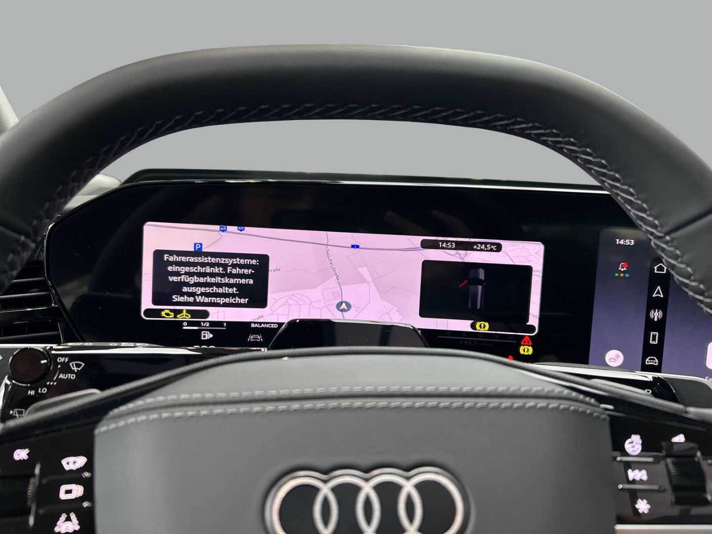 Fahrzeug 14 Fahrzeugabbildung Audi Q7 SUV TDI 220KW+HUD+PANO+STHZ+B&O+LUFT+AHK-LED - mit KI generiert/bearbeitet