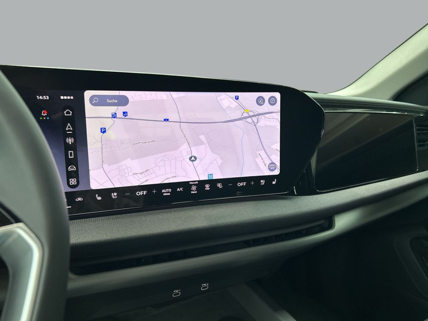 Fahrzeug 17 Fahrzeugabbildung Audi Q7 SUV TDI 220KW+HUD+PANO+STHZ+B&O+LUFT+AHK-LED - mit KI generiert/bearbeitet