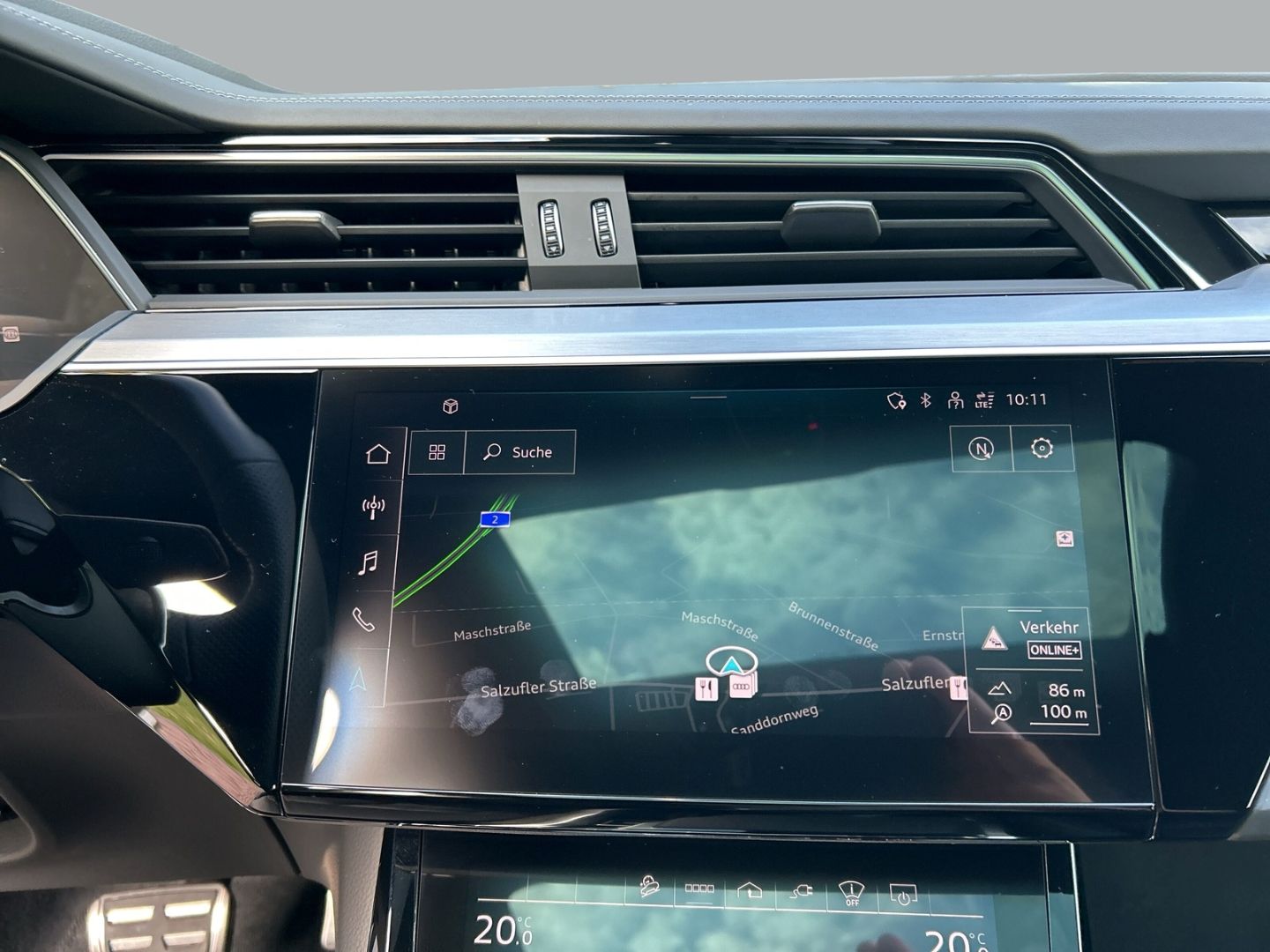 Fahrzeugabbildung Audi Q8 e-tron SPORTBACK 55 SLINE HUD+PANO+LEDER+LED+