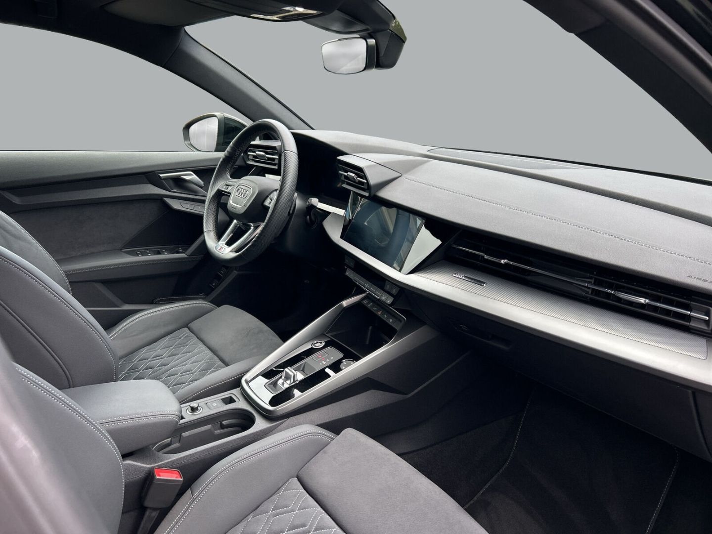 Fahrzeugabbildung Audi A3 Sportback 40 TFSI e S tronic S Line MATRIX CA - mit KI generiert/bearbeitet