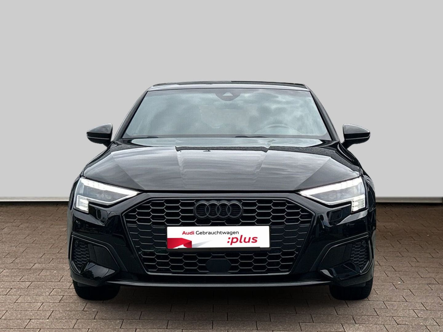 Fahrzeugabbildung Audi A3 Sportback 40 TFSI e S tronic S Line MATRIX CA - mit KI generiert/bearbeitet