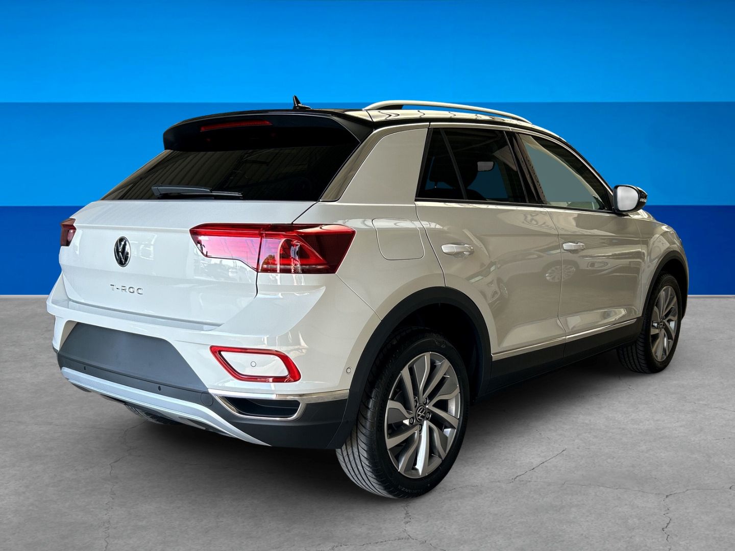 Fahrzeugabbildung Volkswagen T-Roc Style 1.5l TSI IQ.LIGHT AHK REAR VIEW EASY