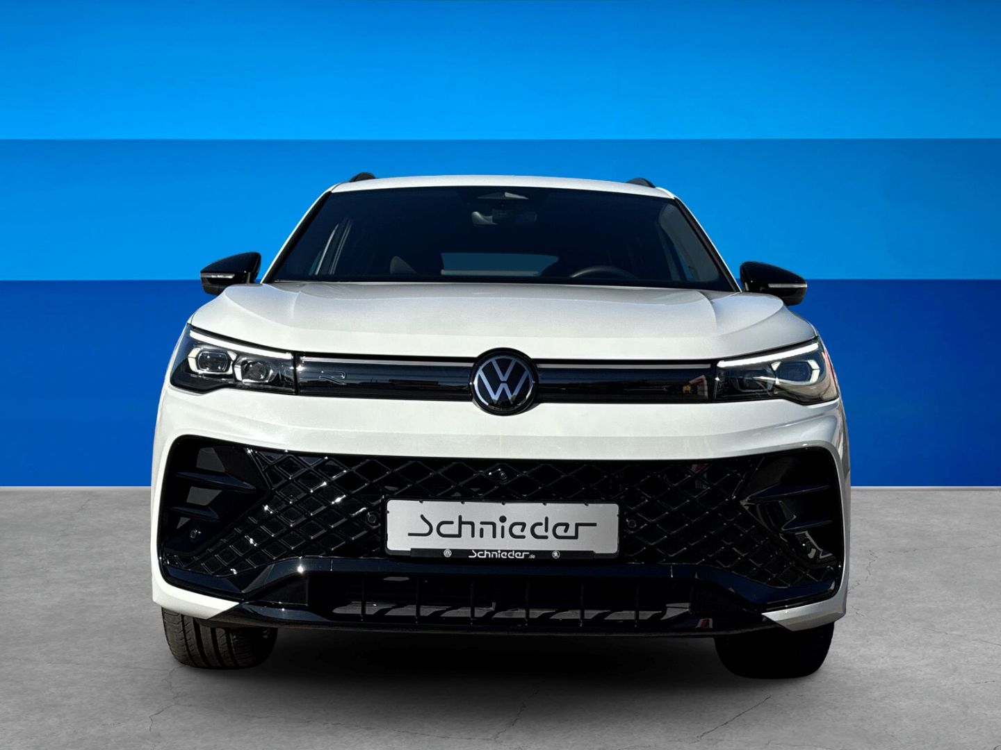 Fahrzeugabbildung Volkswagen Tiguan 2.0 TDI R-Line 4Motion Matrix Black Style