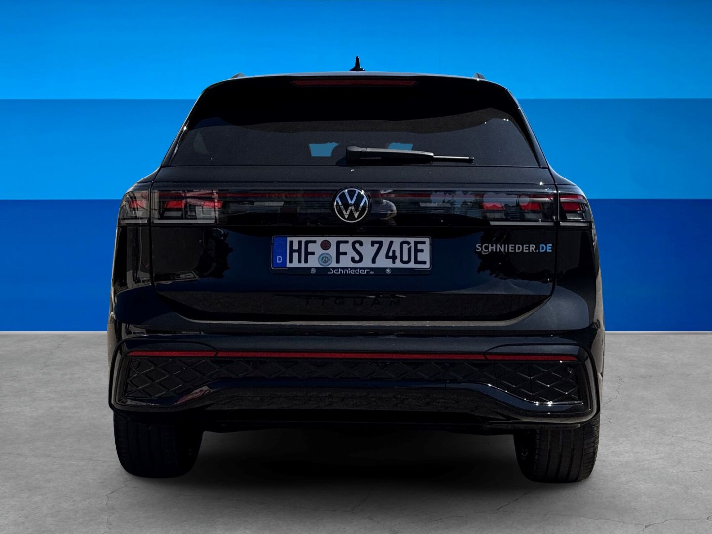 Fahrzeugabbildung Volkswagen Tiguan R-Line 1,5 l eHybrid HD MATRIX IQ.DRIVE B