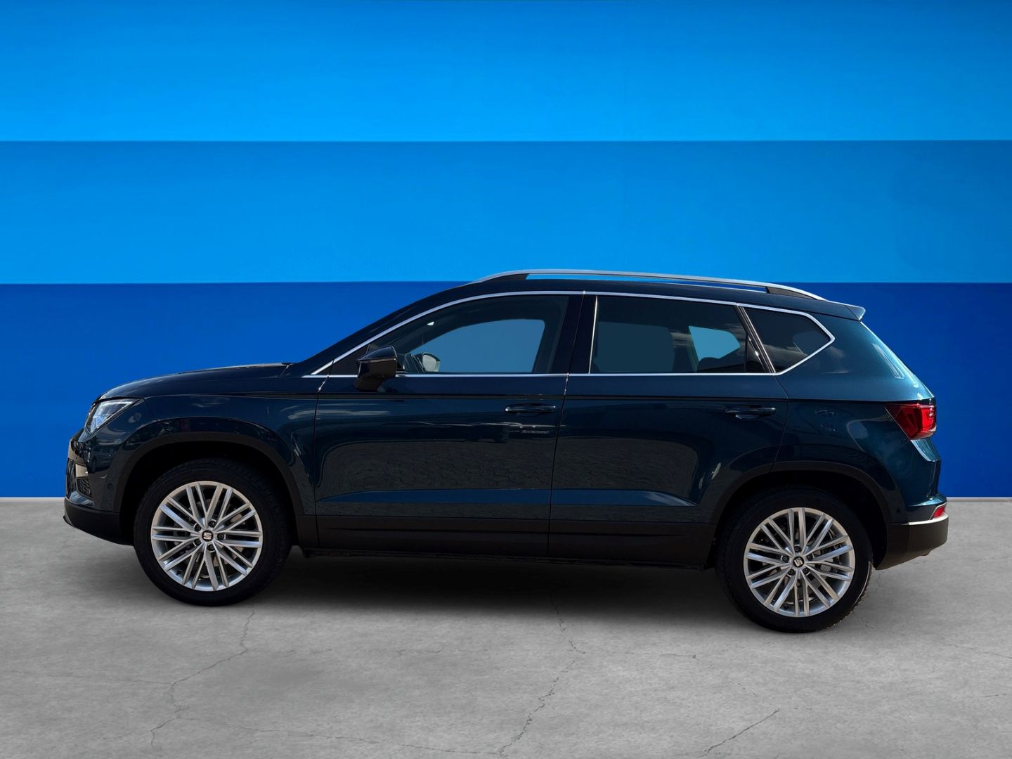 Fahrzeugabbildung SEAT Ateca 2.0 TDI DSG Xcellence NAVI SHZ PDCvo+hi LE