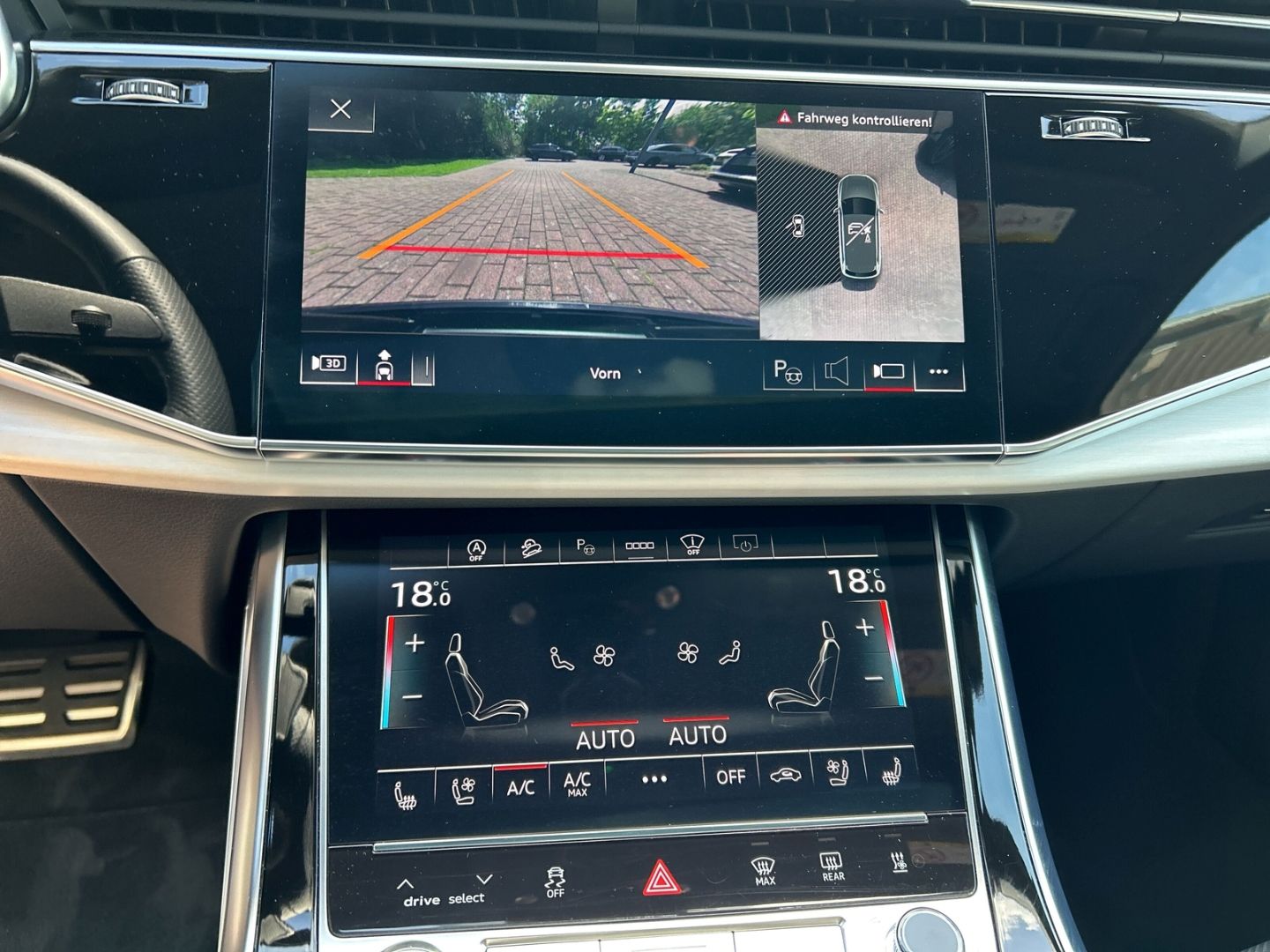 Fahrzeugabbildung Audi Q7 50 TDI quattro S line Leder+ Sportsitze+ Head