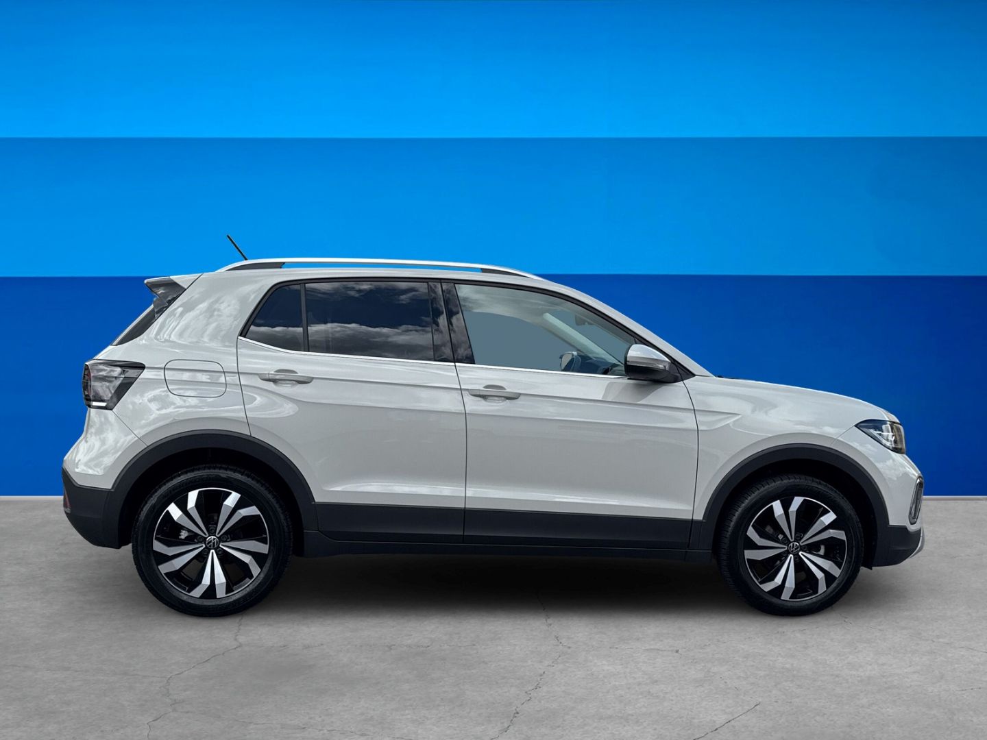 Fahrzeugabbildung Volkswagen T-Cross 1.5 TSI Style Rear View IQ.DRIVE Clima