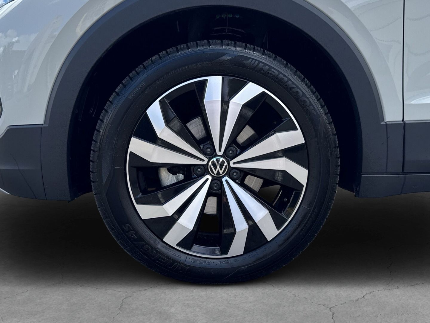 Fahrzeugabbildung Volkswagen T-Cross 1.5 TSI Style Rear View IQ.DRIVE Clima